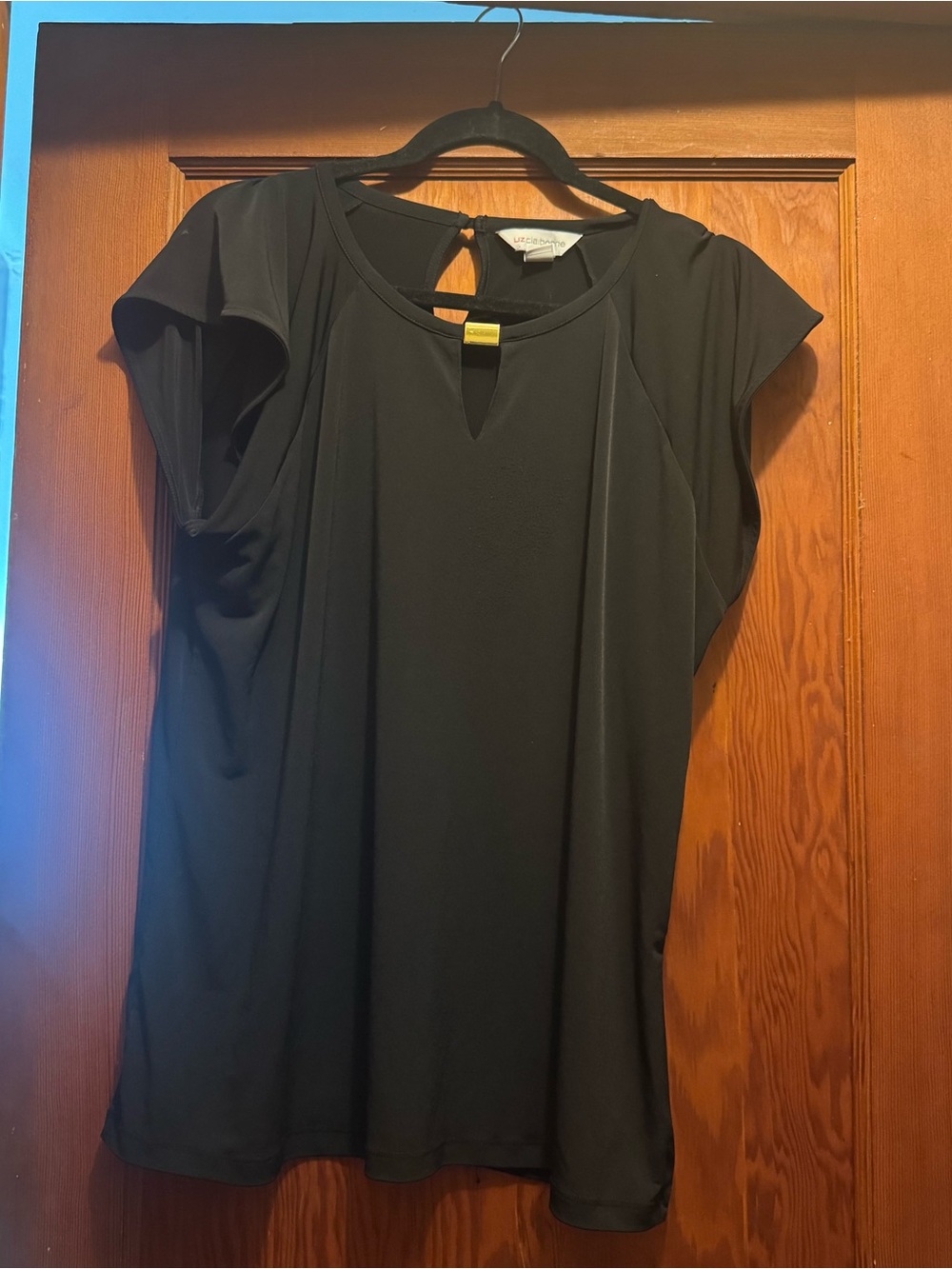 Liz Claiborne Black Short-Sleeve Blouse with Gold Accent Bar